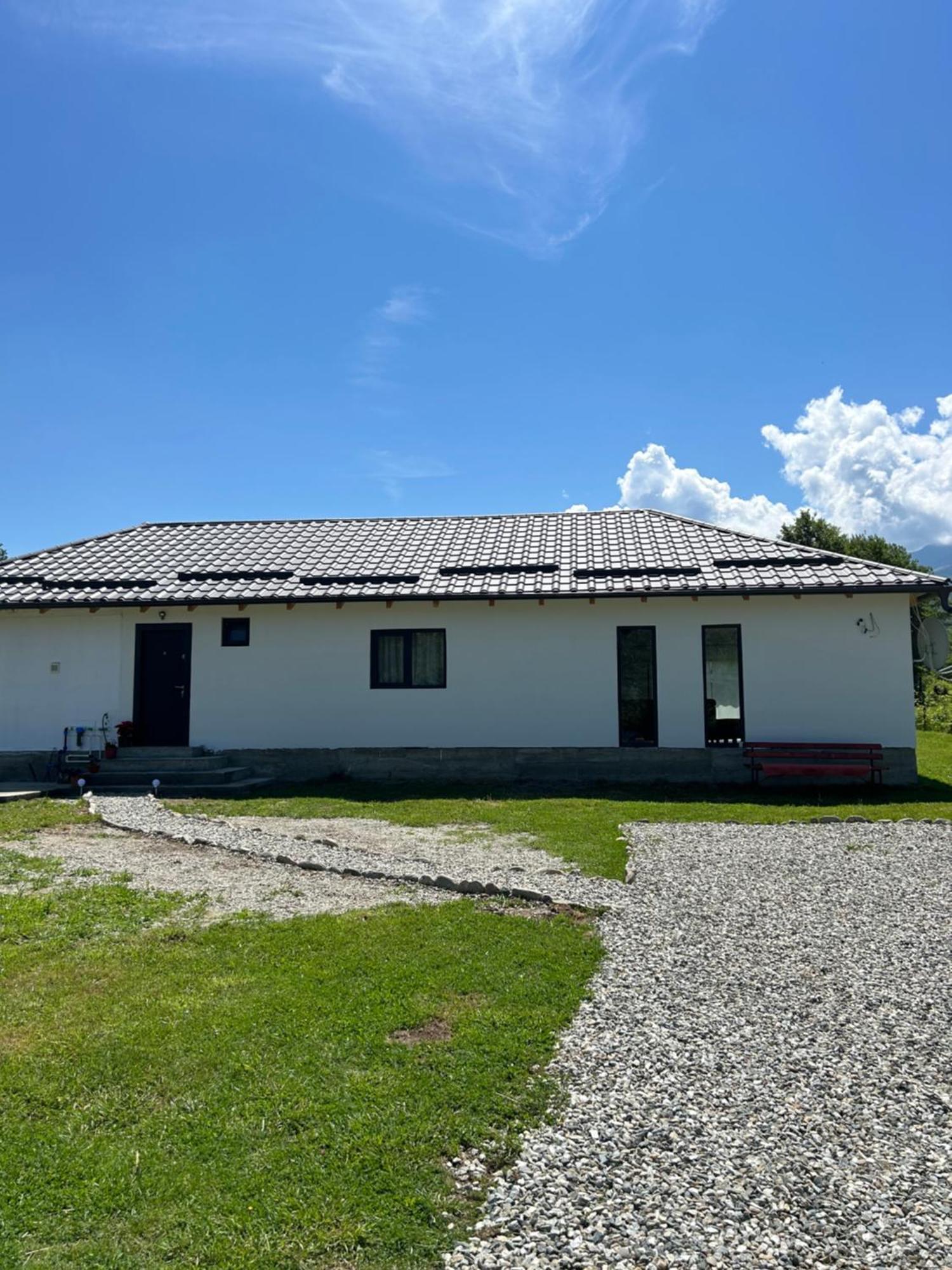 Cottage Bytheriver Arpaşu de Sus Esterno foto